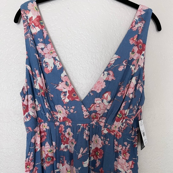 Volcom - Cami Tank - Picture 1 of 3